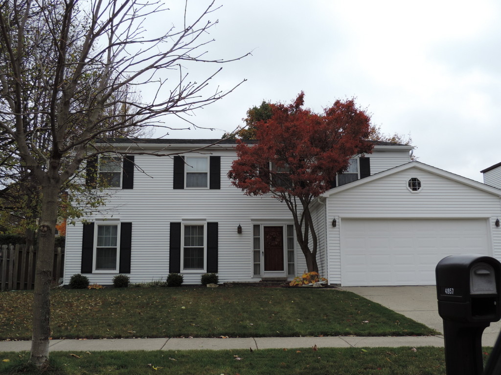 Colonial Home in Novi Michigan