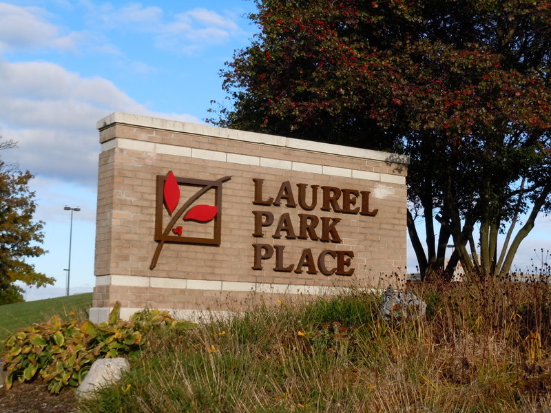 Livonia shopping Laurel Park Place Mall
