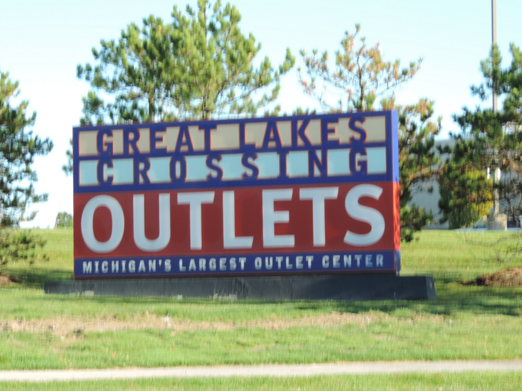 Great Lakes Crossing Auburn Hills MI 